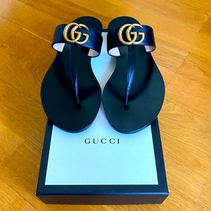 BRAND NEW - Gucci Nero Marmont GG Sandals